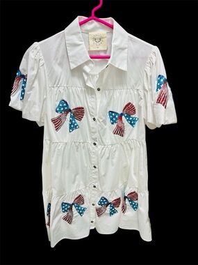 New Fantastic Fawn Patriotic Sequin Dress White Puff Sleeve - Size Medium